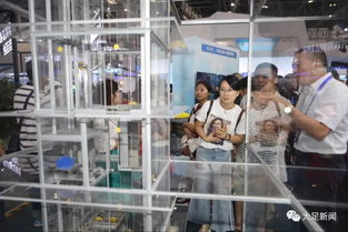 工廠里不見人，八成是機器人 大足工業園區的智能變革